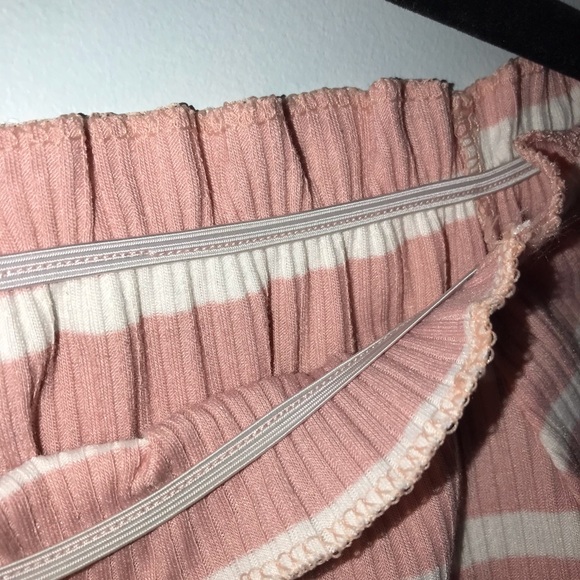 πΌ3/$30πΌ PLT Off Shoulder Top - Picture 2 of 3